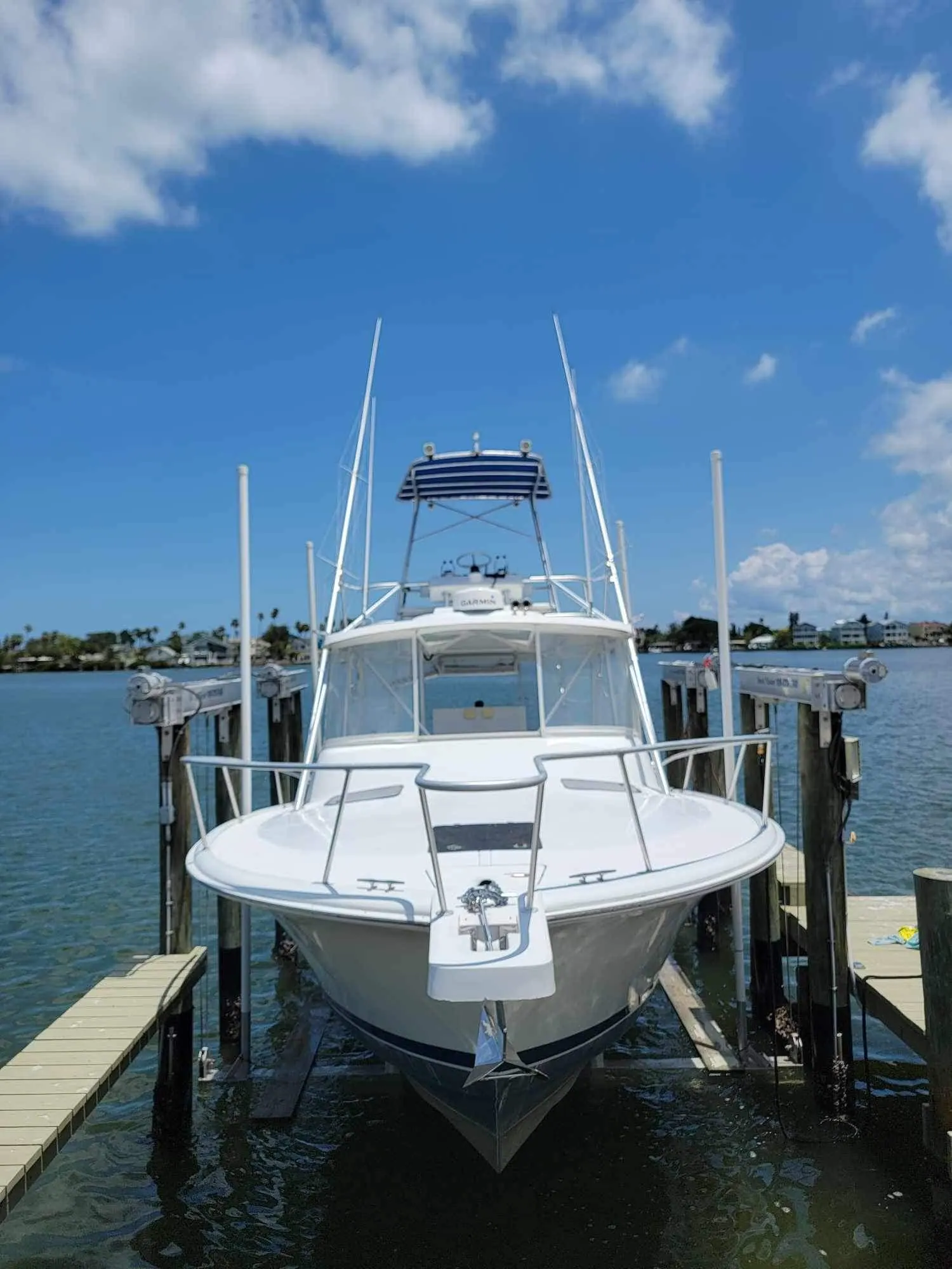 1997 Luhrs 32 Open photo 3