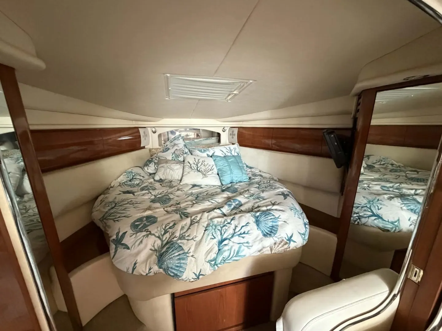 2002 Sea Ray 36 Sundancer photo 4