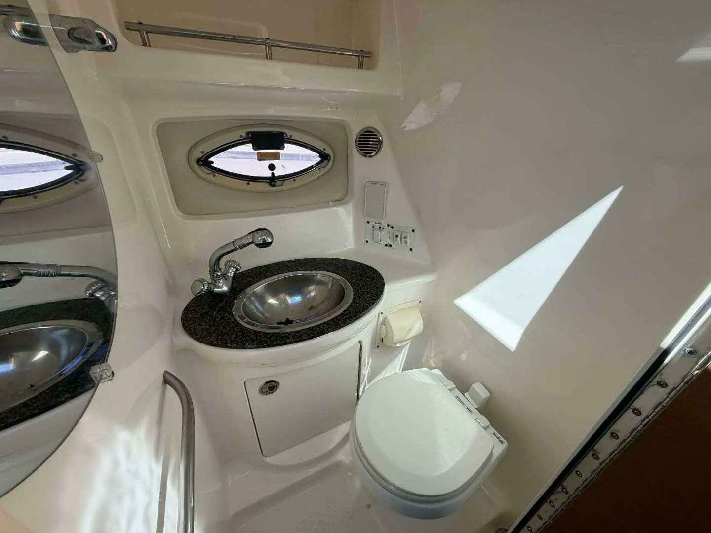 2008 Chaparral 250 Cruiser photo 7