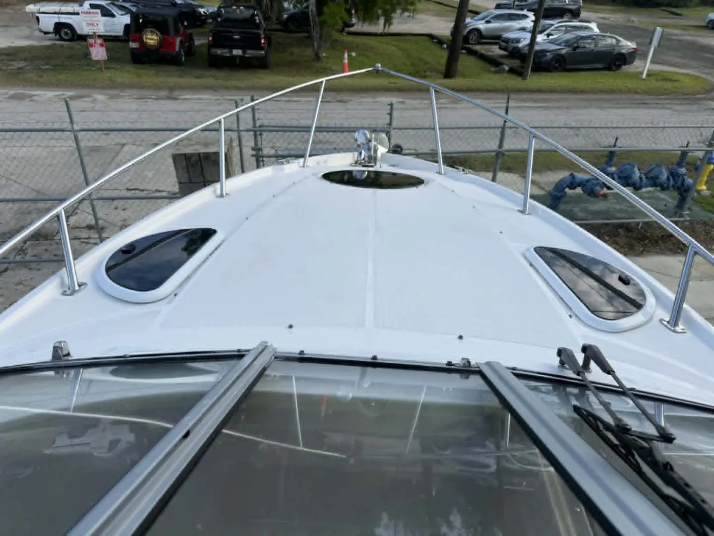 2016 Regal 28 Express photo 9
