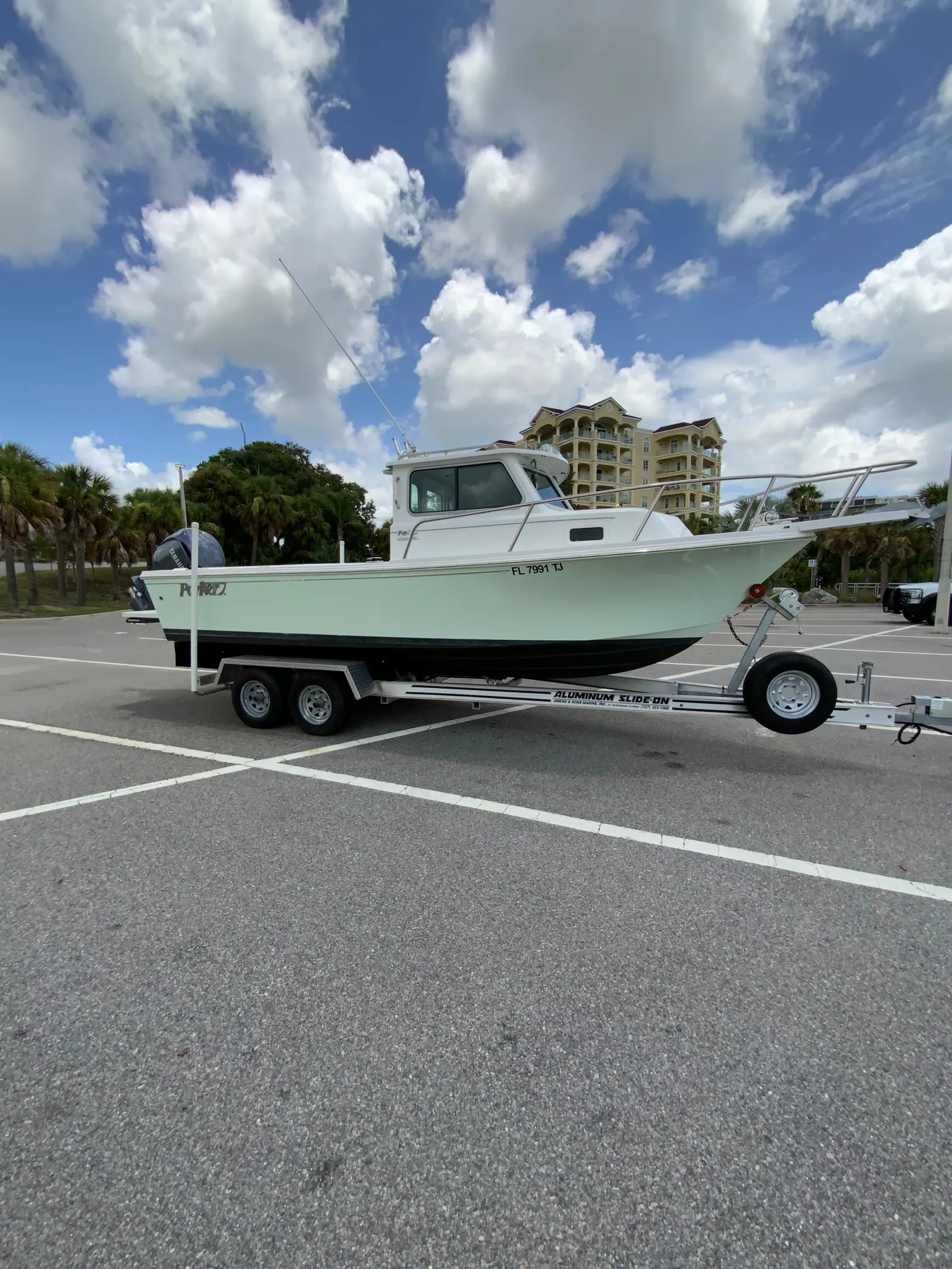 2022 Parker 2320 SC (Sport Cabin) photo 3