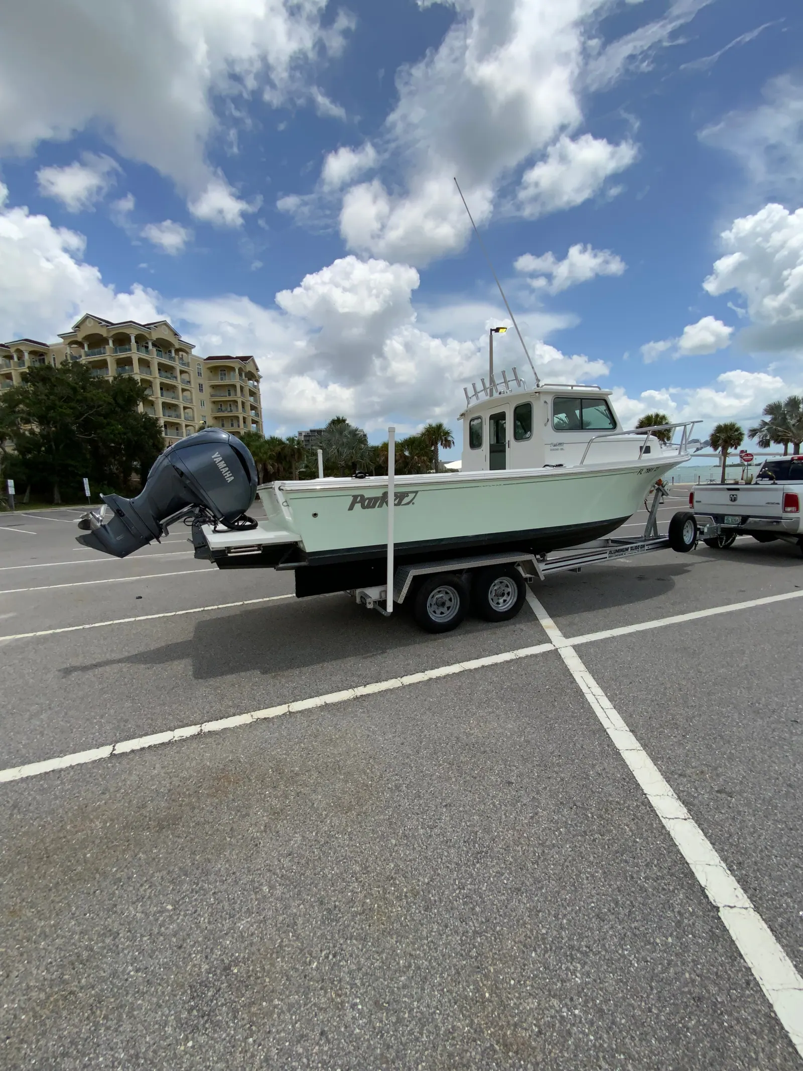 2022 Parker 2320 SC (Sport Cabin) photo 5