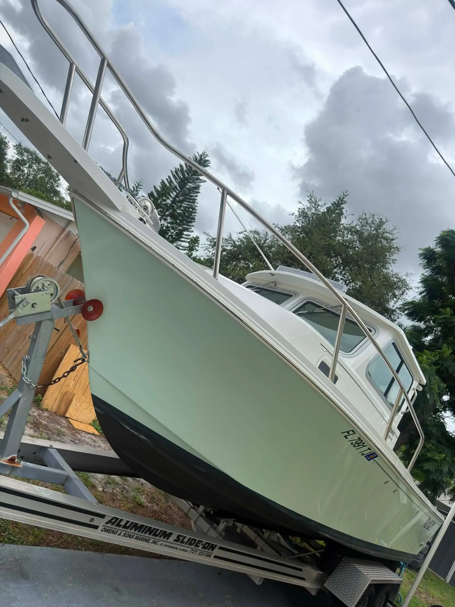 2022 Parker 2320 SC (Sport Cabin) photo 6